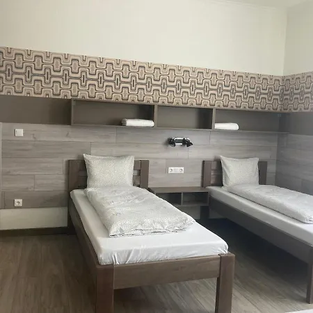 Szuerke Juhar Vendeghaz