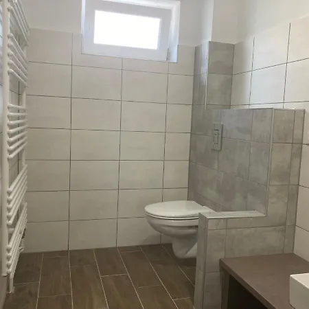 Szuerke Juhar Vendeghaz ゲストハウス 4*