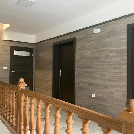 ゲストハウス Szuerke Juhar Vendeghaz ソンバトヘイ