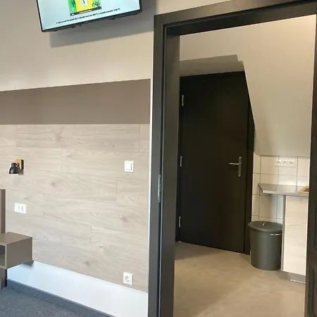 Szuerke Juhar Vendeghaz 4*