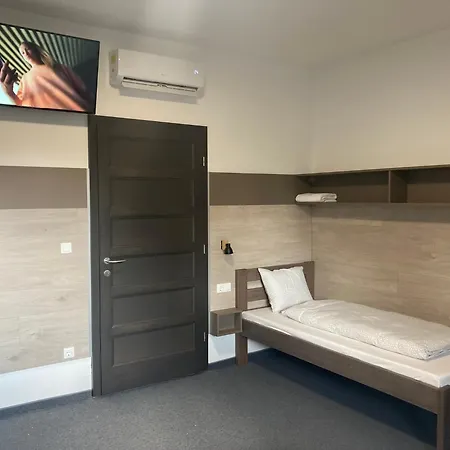 Szuerke Juhar Vendeghaz 4* ソンバトヘイ