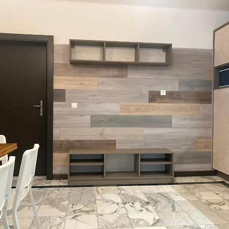 Szuerke Juhar Vendeghaz ゲストハウス 4*