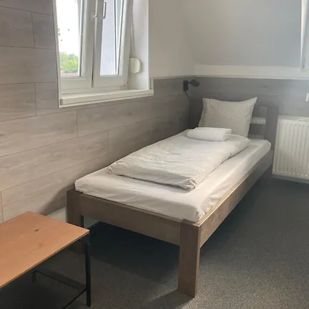 Szuerke Juhar Vendeghaz 4* ソンバトヘイ