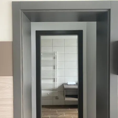 Szuerke Juhar Vendeghaz ゲストハウス ソンバトヘイ