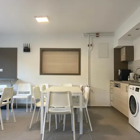 Szuerke Juhar Vendeghaz ゲストハウス ソンバトヘイ