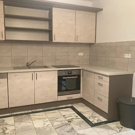 Szuerke Juhar Vendeghaz ゲストハウス