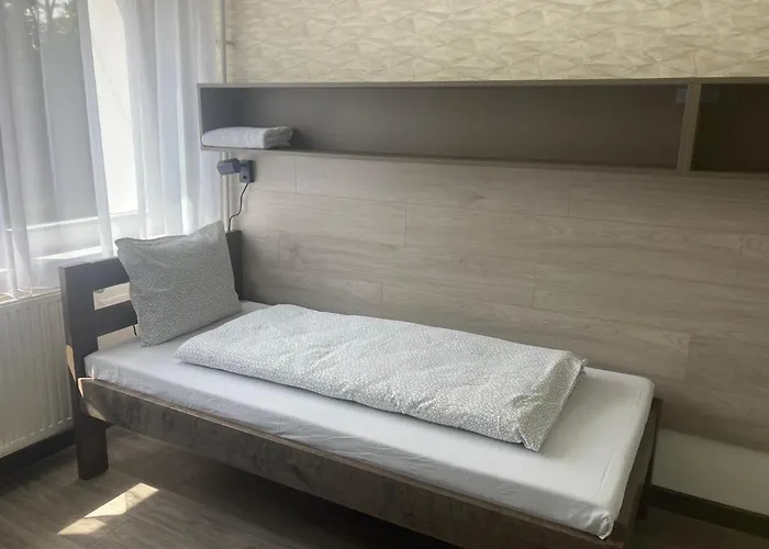 Szuerke Juhar Vendeghaz Guest house